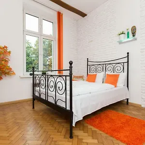 Apartament Bright And Charming- Golden Apartments&D8B, Kraków